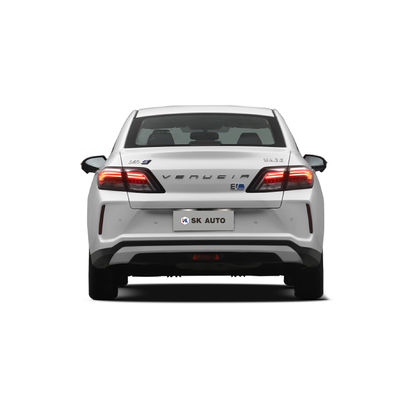 مدى الإبحار الطويل 420 كم للسيارات EV Dongfeng Venucia D60EV طويل المدى المبحر 420 كم EV سيارات للعائلات