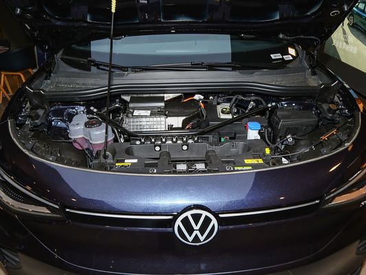 2025 VW Electric Vehicle ID.4 Fast Charging Car Long Range 601km 80.4kWh Battery Hot Selling New Model Good Performance with Sunroof